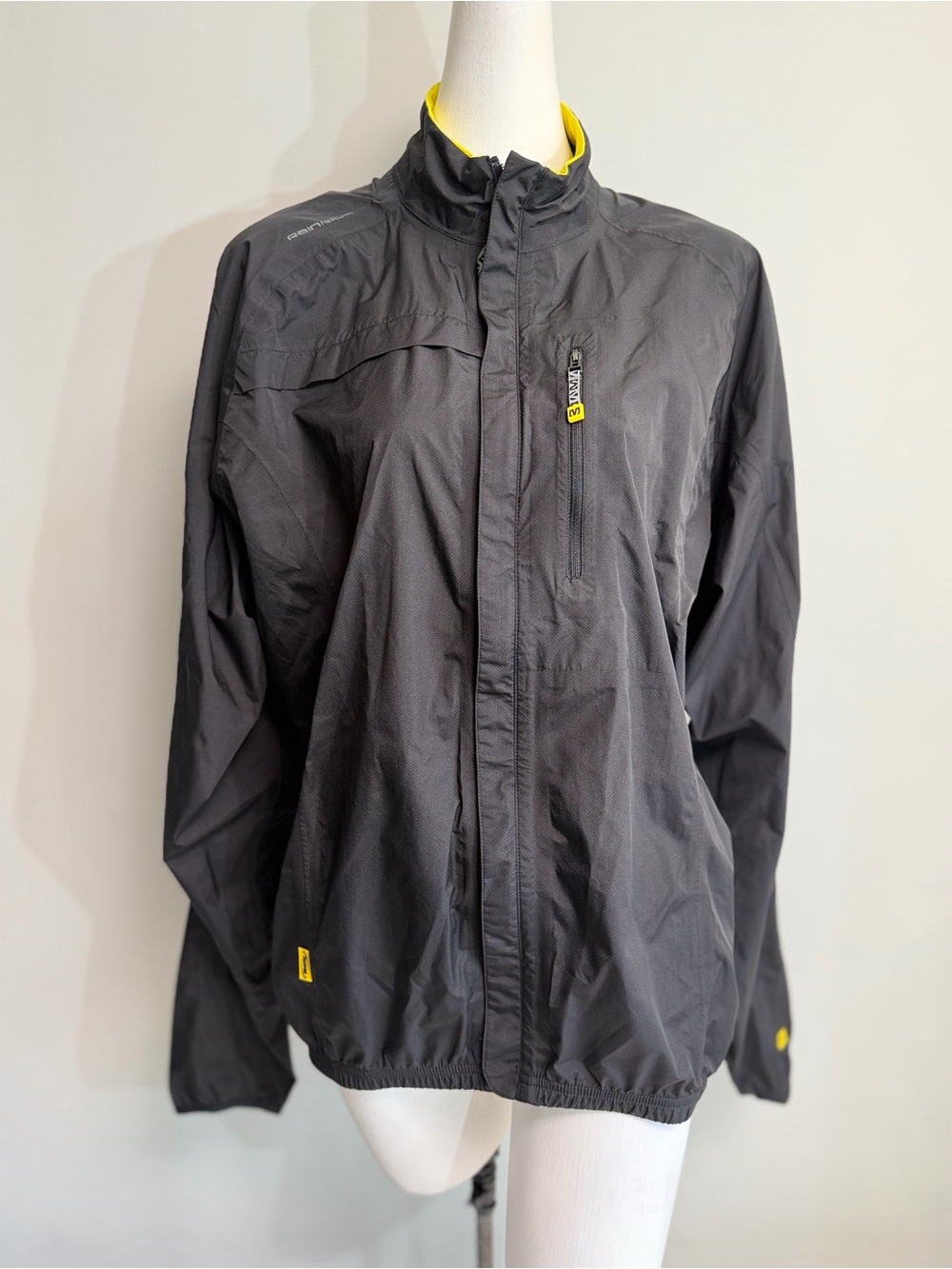 NWOT Mavic Rainride Cycling Rain Jacket Men’s XL Black Waterproof Windbreaker